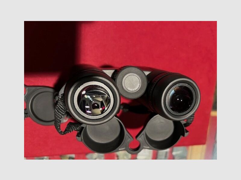 Commissie Com. Verrekijkers ZEISS 8x42 Conqu