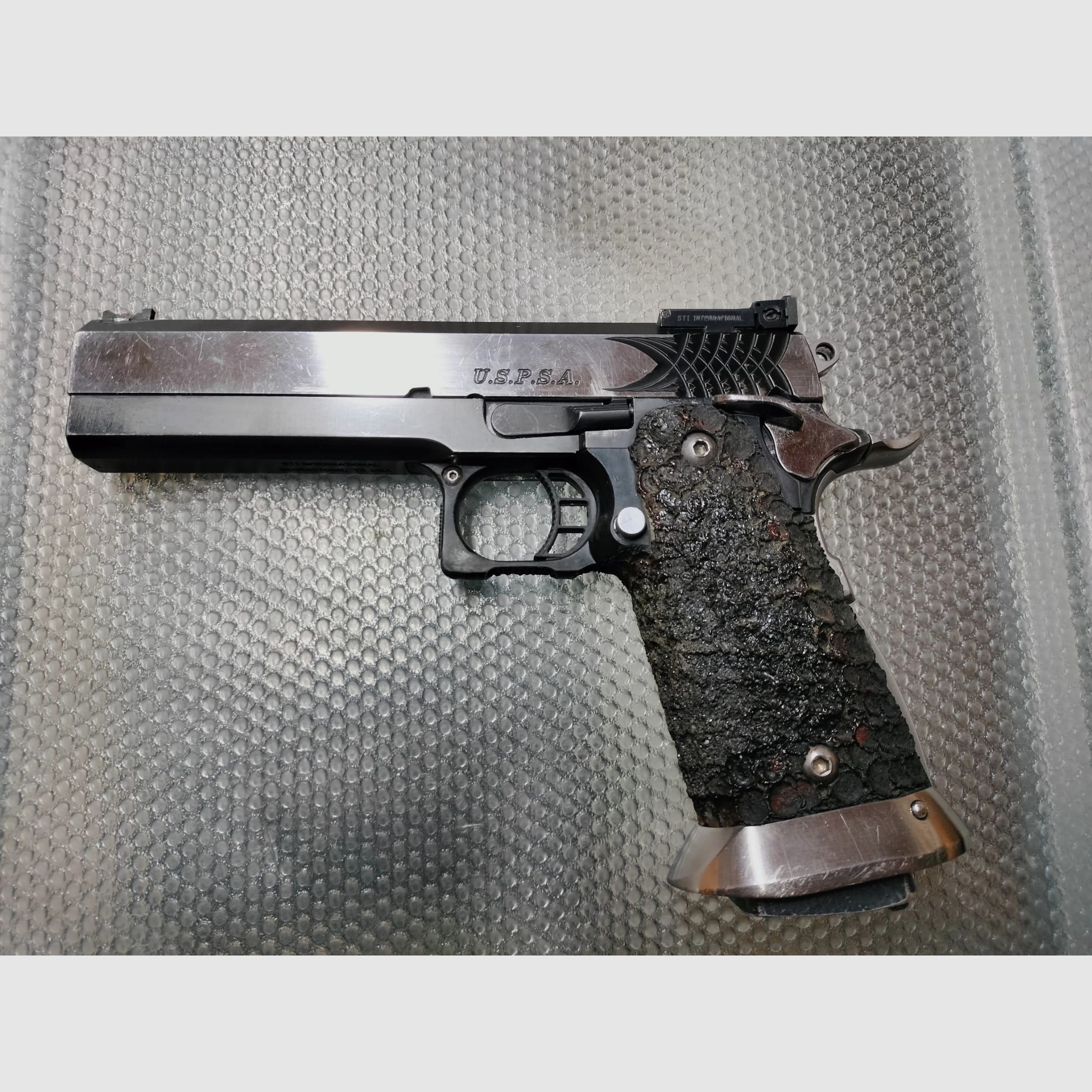 Pistola STI UPSA 2011 cal. 40 SW usata, immagine 2 di 2