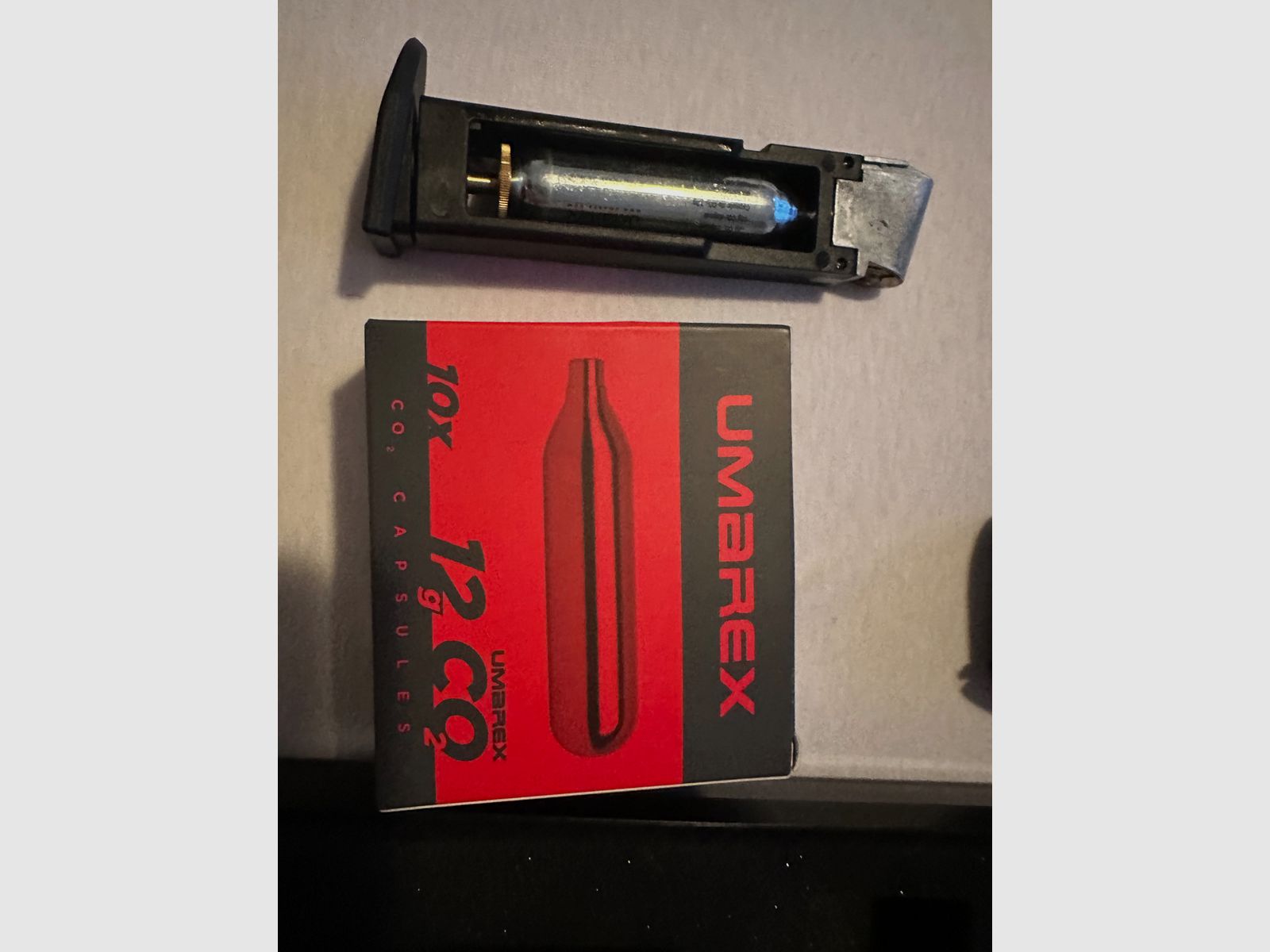 Walther CO2 pistolet NightHawk 4,5 mm, zdjęcie 3 z 4