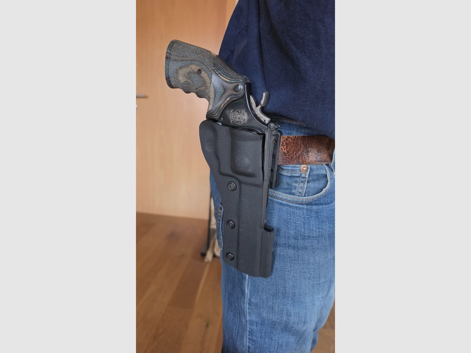 Smith&Wesson 586 Target Champion Royal Blue .357 +Holster +Ammunition, image 9 of 10