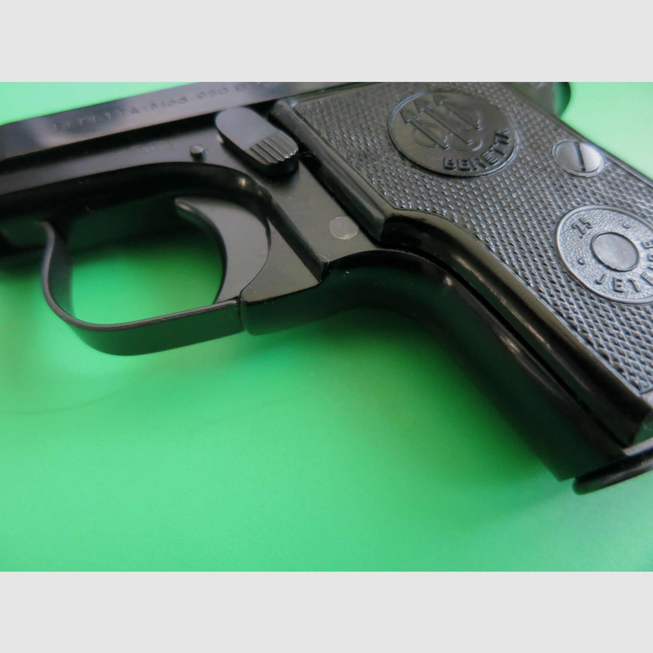 Pietro Beretta 950B pistolet à percussion semi-automatique à bascule 6,35 Browning « MADE IN BRAZIL », comme neuf       #55