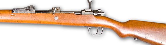 Karabiner 98K se traduit par "Karabiner 98K" en français. C'est le nom d'un fusil à verrou utilisé par l'armée allemande pendant la Seconde Guerre mondiale.