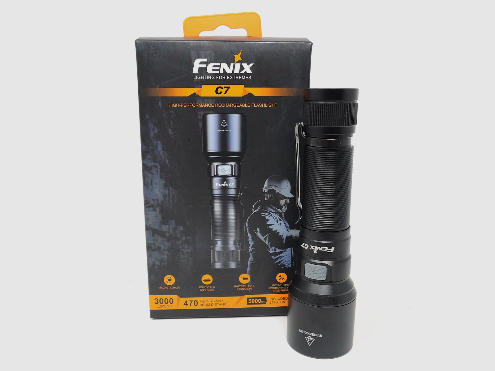 Fenix Taschenlampe C7 (3000 Lumen), Bild 1 von 3
