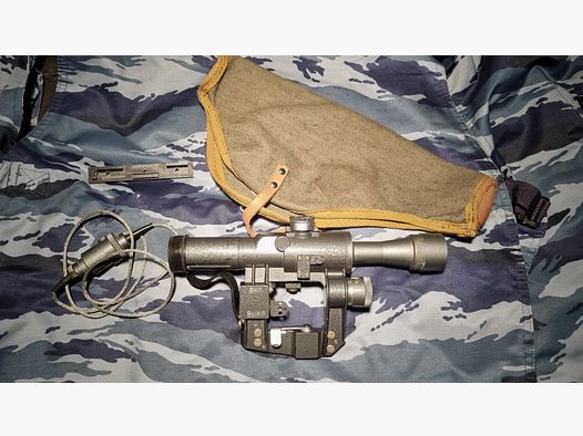 Telescopio de francotirador bielorruso BelOMO POSP 6x24 (PSO-1) para SVD Dragunow y AK Kalaschnikow SAIGA / Rusia / Unión Soviética / URSS