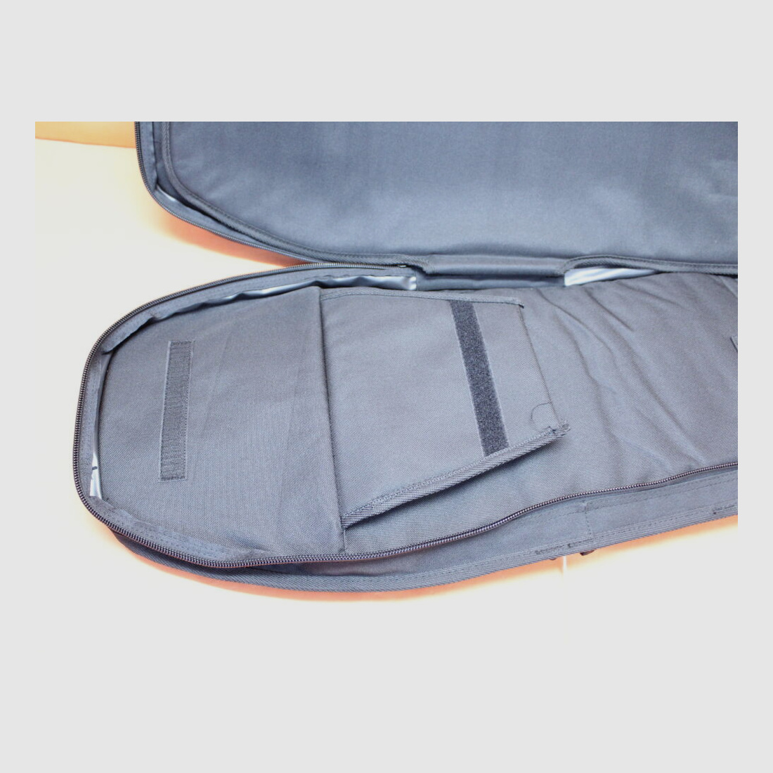 UTG - Leapers UTG Alpha Battle Carrier Sling Pack 34" Black/Metallic Grey (PVC-PSP34) Waffentasche (ca.86x36x15cm)