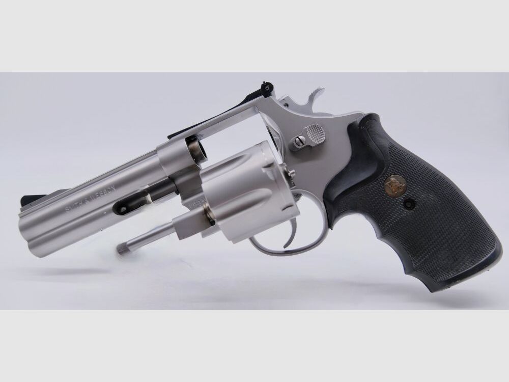 Smith & Wesson .45Auto 5' Lauf Gummigriffschalen 6-schüssige Trommel .45Auto