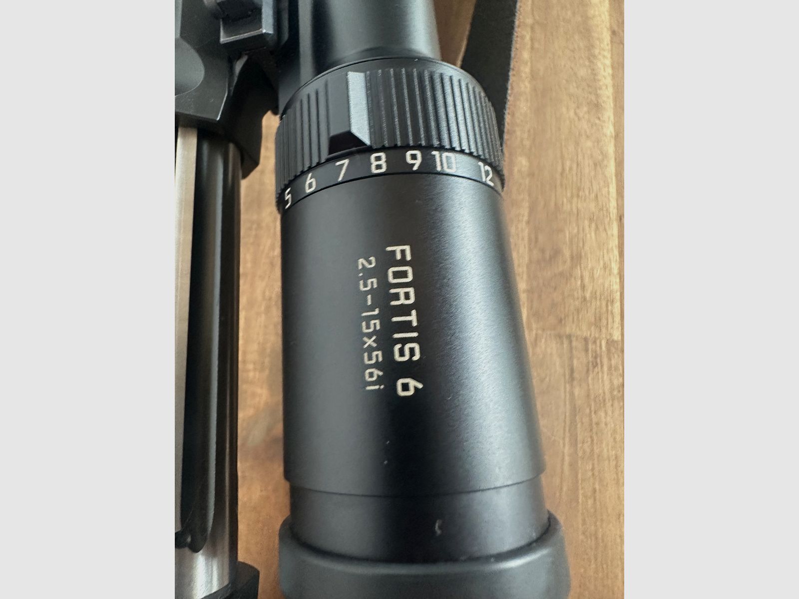 Steel Action HS .308 Win – Leica Fortis 6 2,5-15x56, Schiene & Jaki Classic Schalldämpfer – Top Zustand