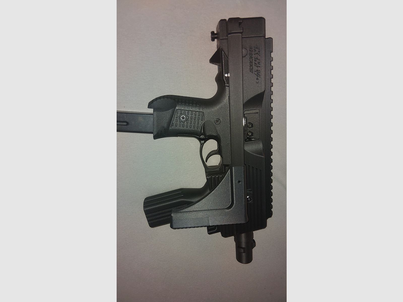 Schreckschuss im TMP/MP9 Style 