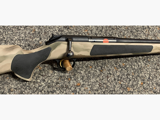 Blaser R93 Professional 7mm Blaser Magnum, 65cm Lauf mit Gewinde, Camo-Schaft, Goldabzug, Stahlkugel