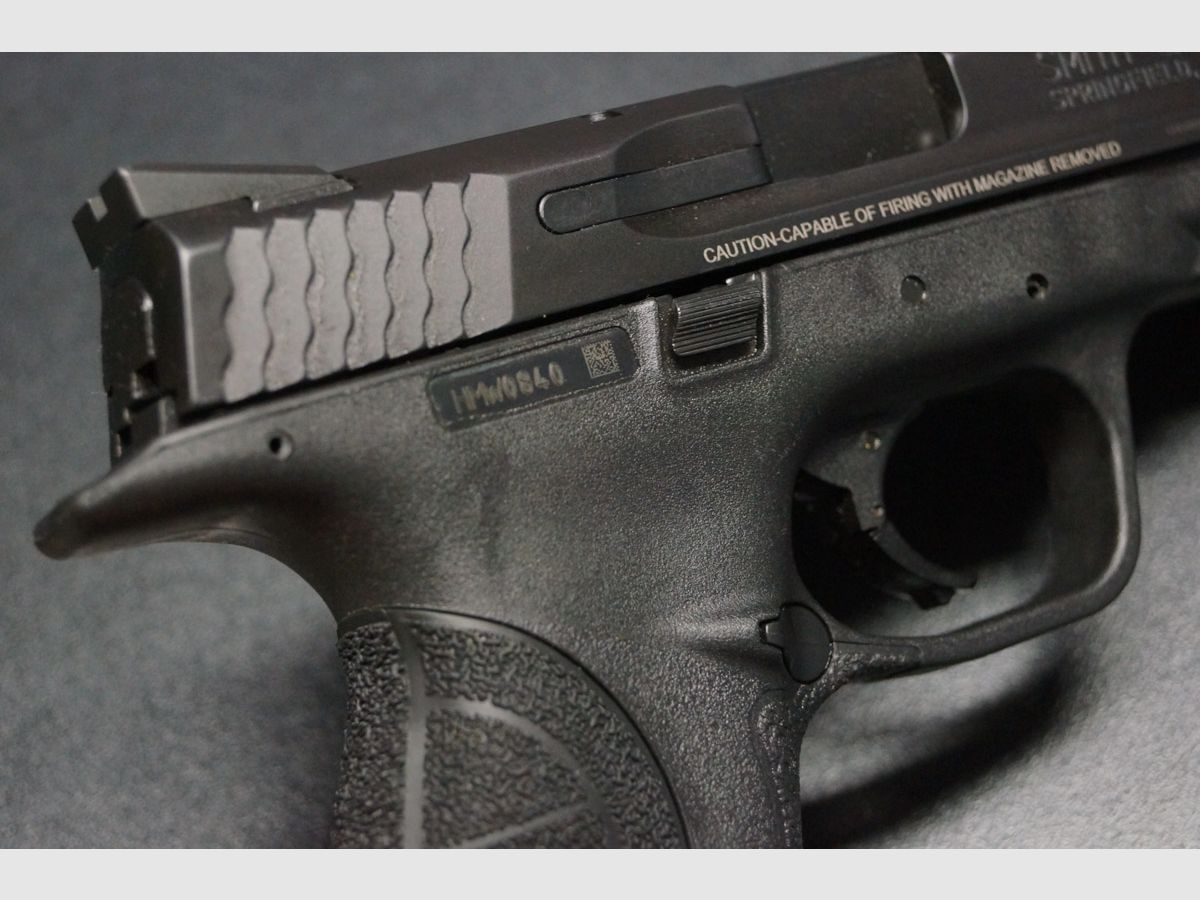 Smith & Wesson M&P40, Bild 3 von 6