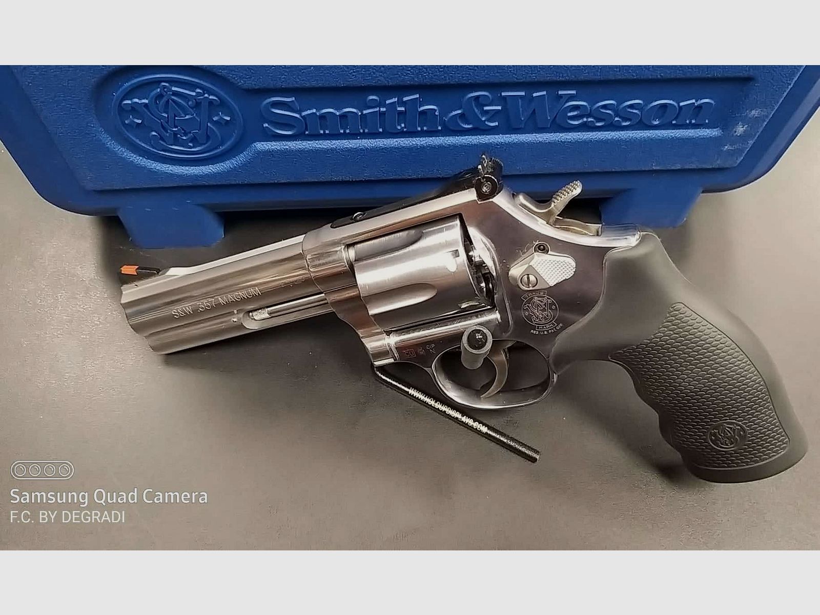 SMITH & WESSON MODEL 686 – 6 357 MAGNUM, Bild 1 von 3