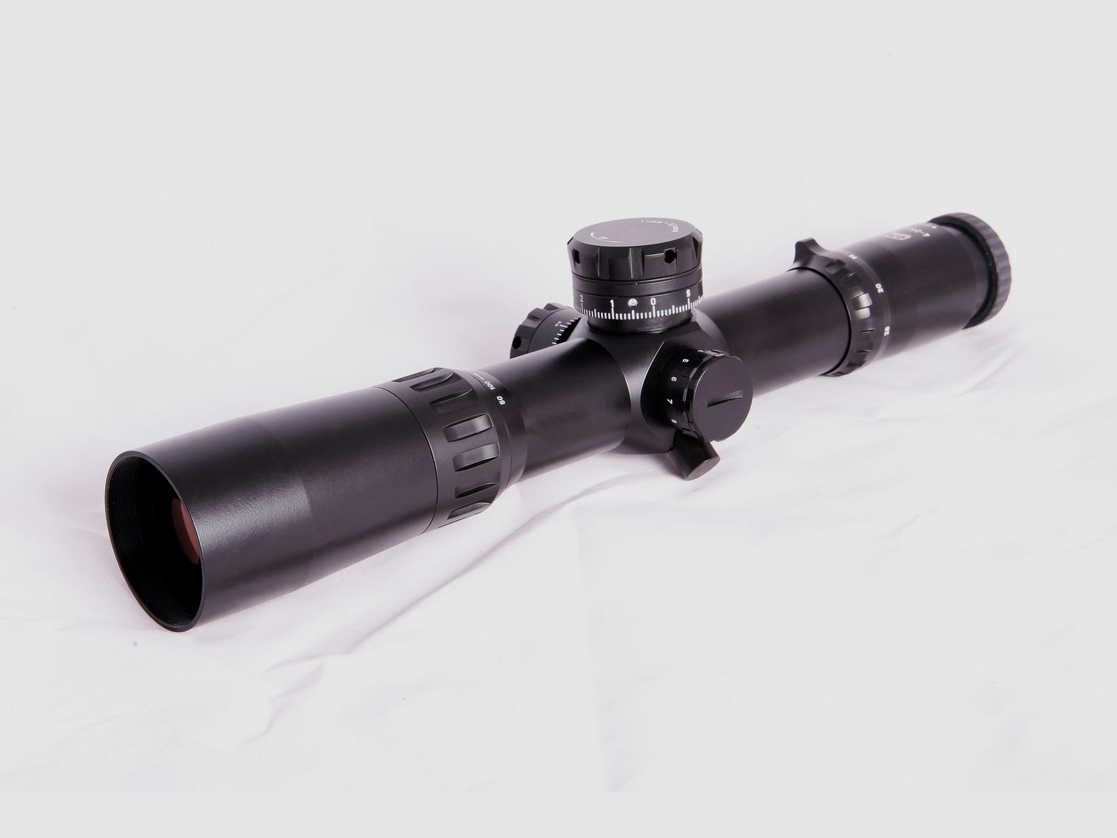IOR Crusader 5,8-40×56/IL MIL/MIL