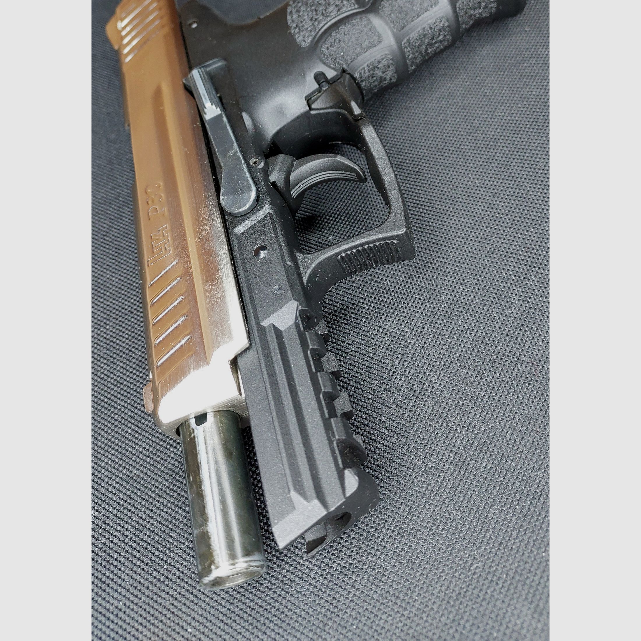 Heckler & Koch P30 blank-firing pistol 9 mm P.A.K. steel finish (PTB 912)