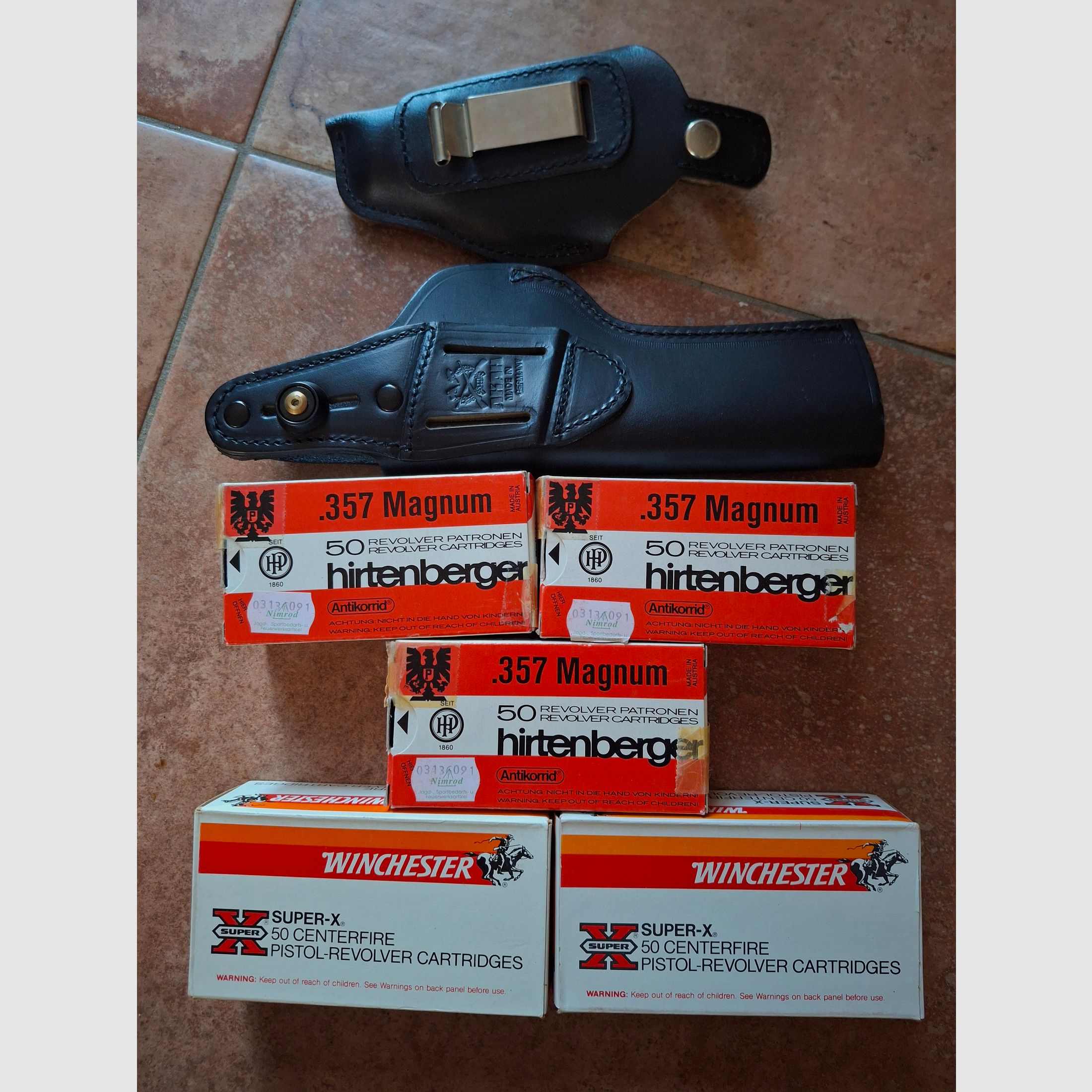 Patronen Magnum, Winchester en Holster