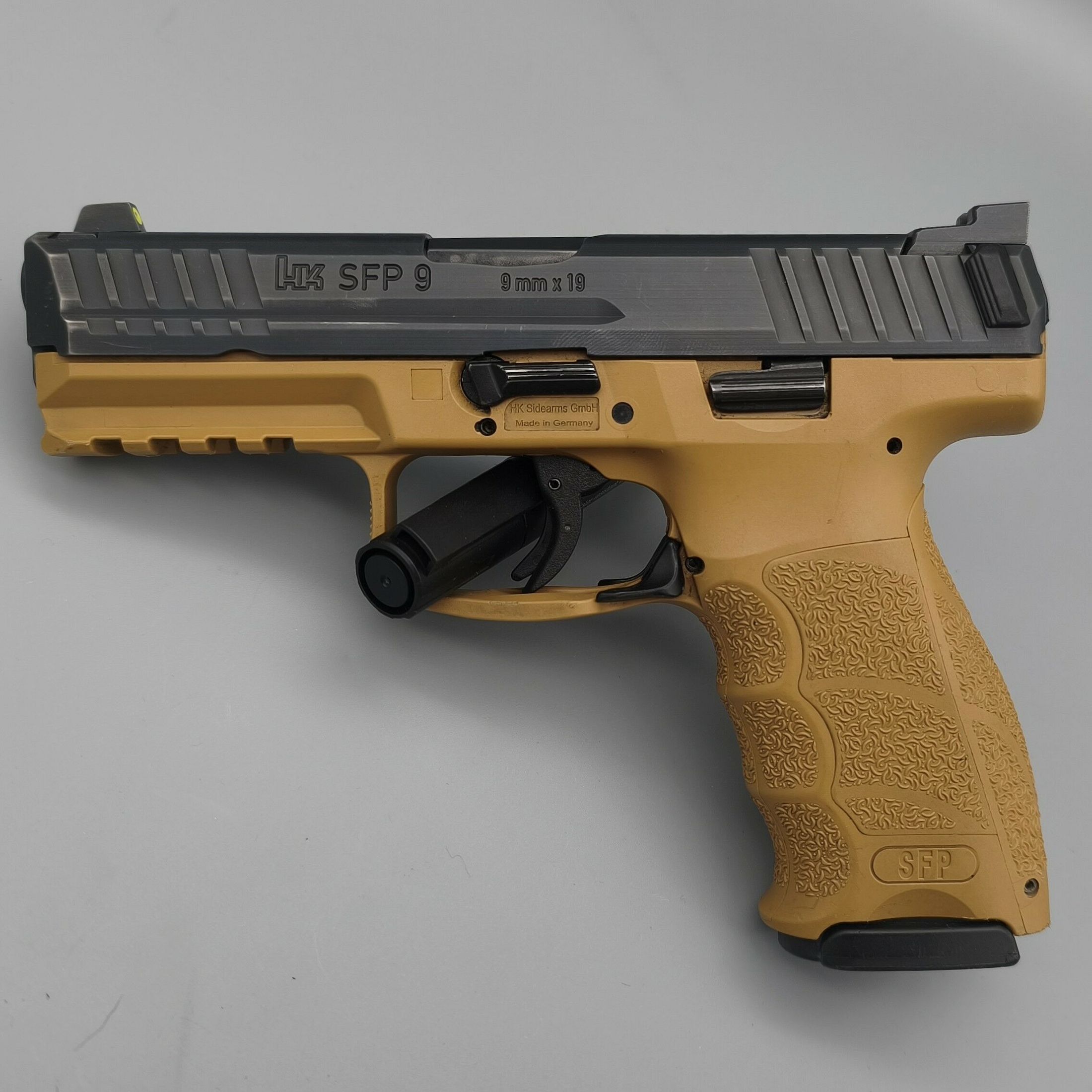 Heckler & Koch SFP9 RAL8000 Sand Color with Tritium Sights 9mm Luger
