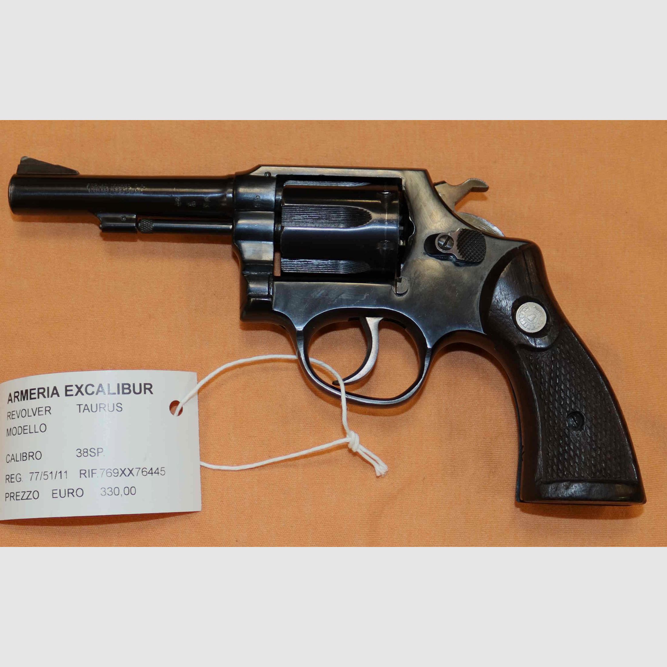 Revolver Taurus .38 SP, image 1 of 6