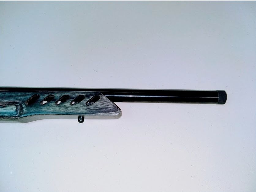 RUGER AMERICAN RIMFIRE TARGET CALCIO A FORO PER IL POLLICE, immagine 3 di 3