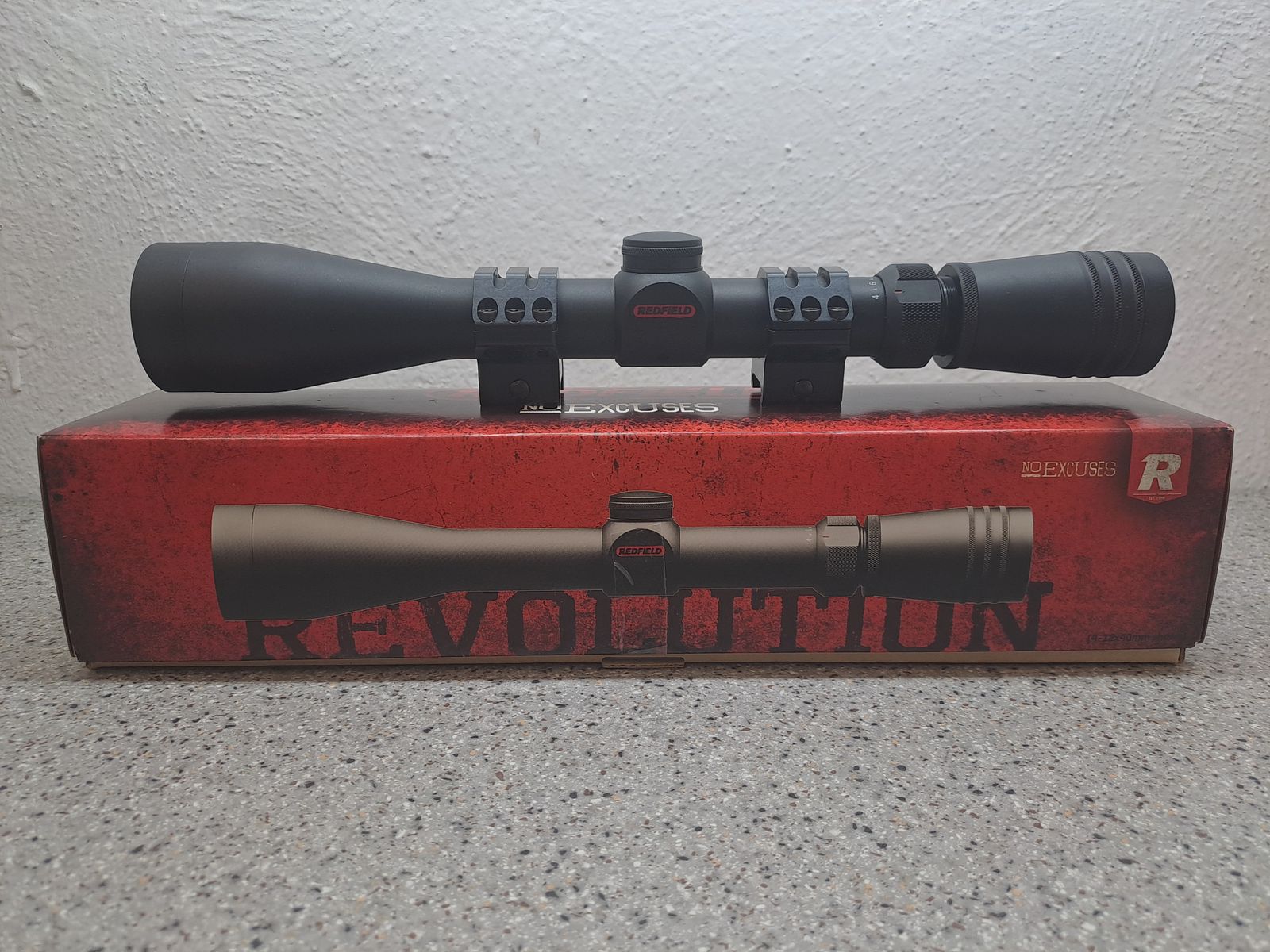 Redfield Revolution 4-12×40  Matte 4-Plex 67110, mit Montage Weaver