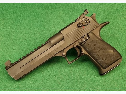 Desert Eagle .50 AE – Magnum Research