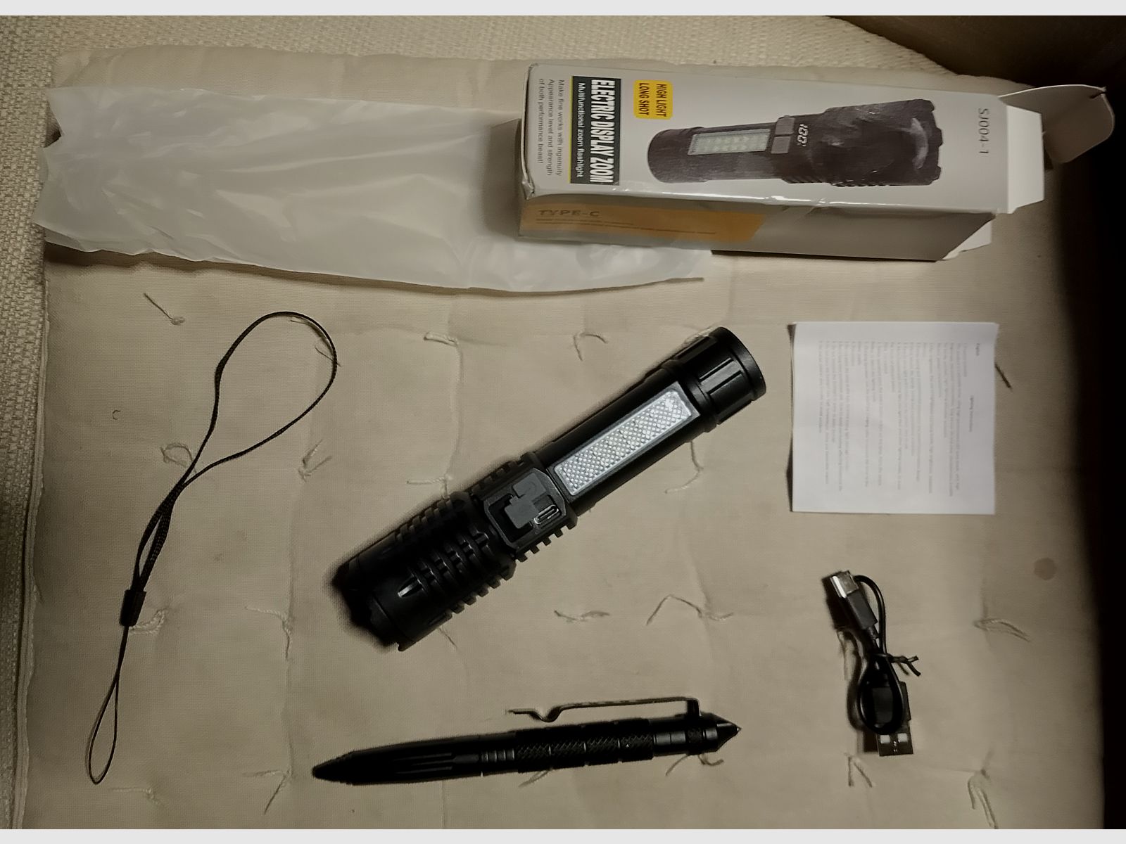 Penna Difensiva Torcia Tattica Frantuma Vetro Torcia Ricaricabile USB Zoom Stroboscopica Rossa Blu Luce Lampeggiante Funzione Outdoor Campeggio