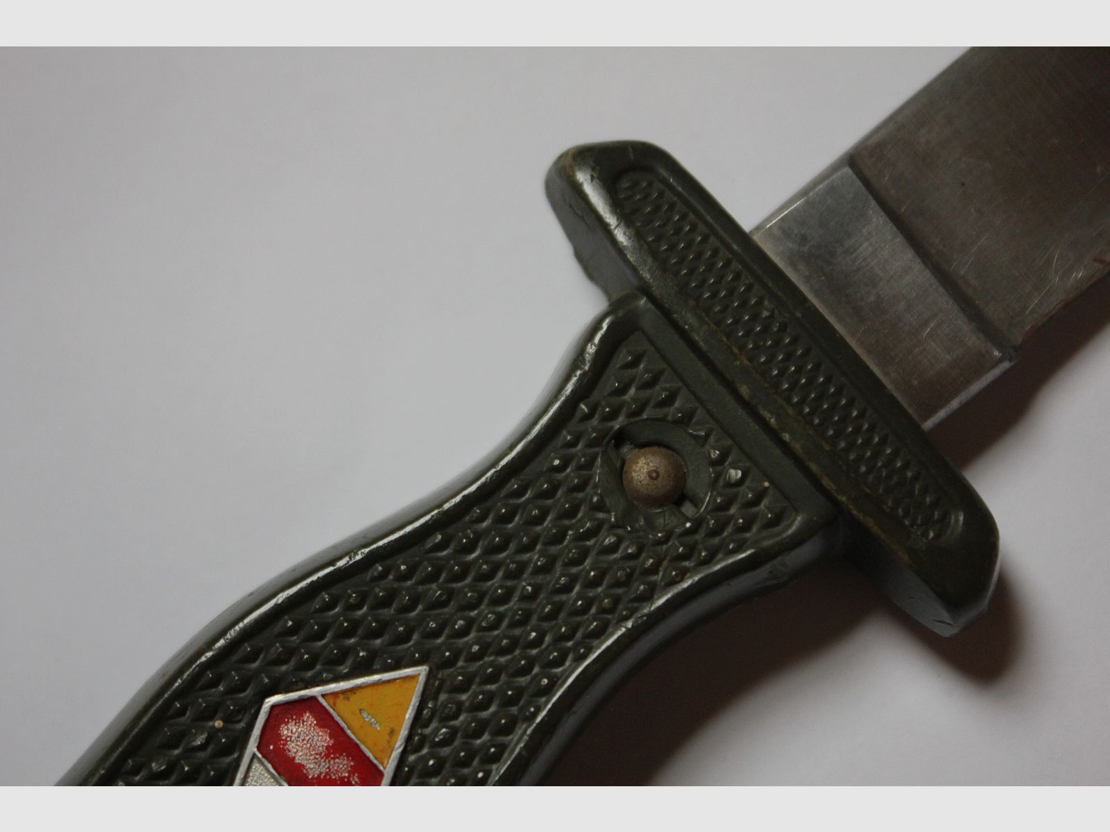 Cuchillo de viaje original de Hubertus Solingen de la Guerra Fría, modelo de cuchillo de combate de la Bundeswehr y visualmente inspirado en el cuchillo de viaje de la HJ