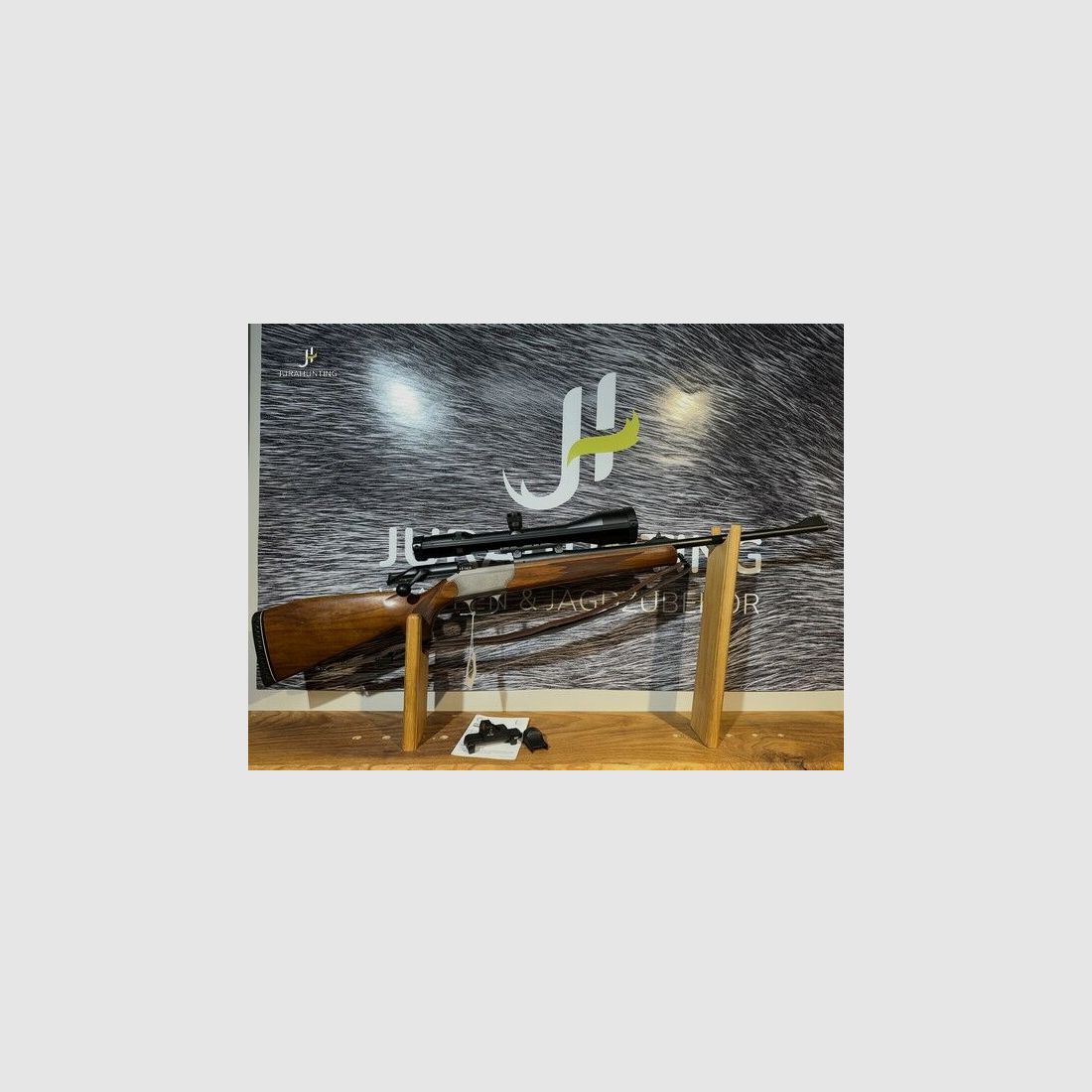 Blaser R93; Swarovski 2,5-10x56 4a LP; Doctor Sight R93