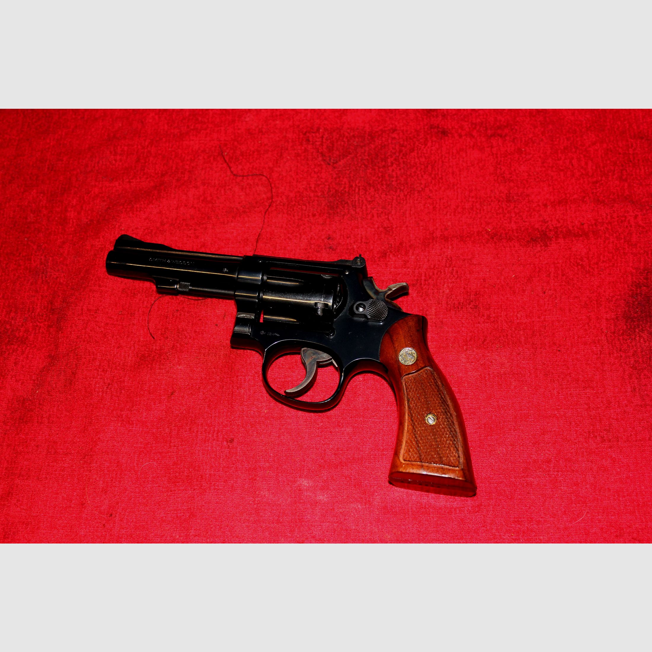 Revolver . 22Win Mag Smiths& Wesson