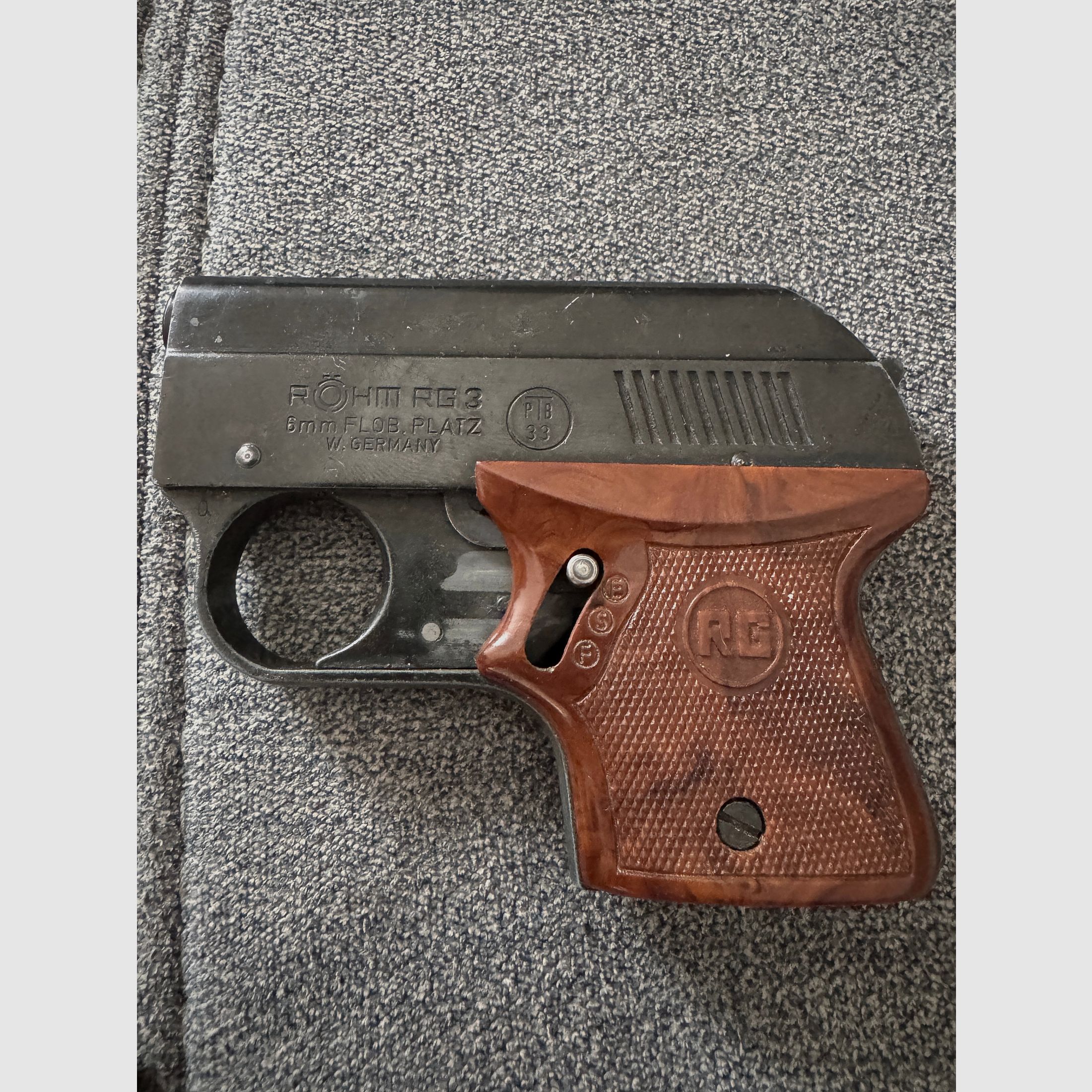 Schreckschusspistole Röhm RG 3 (6mm Flobert, PTB 33) – solider Zustand mit Zubehör & Munition