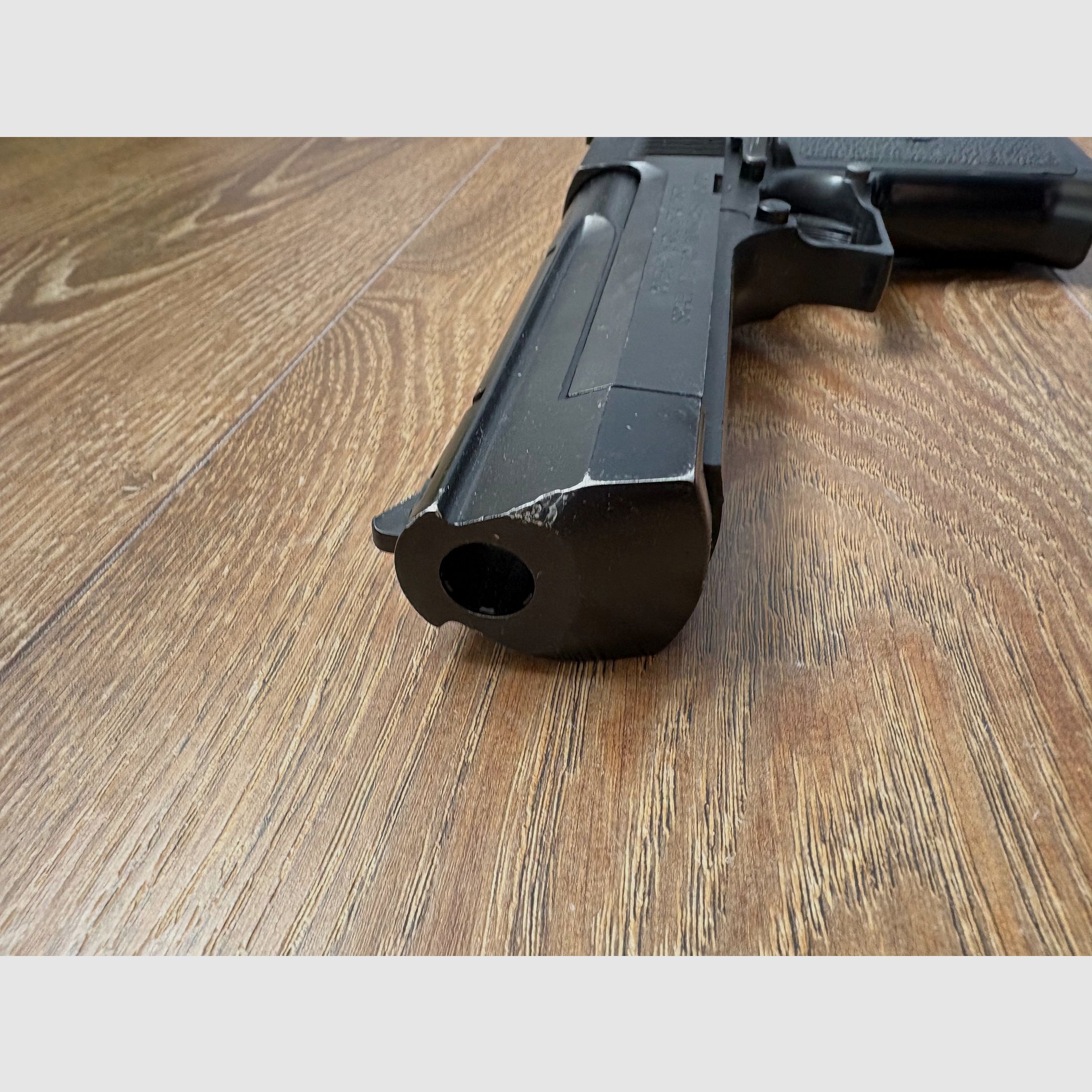 Cybergun Desert Eagle .50AE Metallschlitten CO2 BB + EXTENDED MAGAZIN