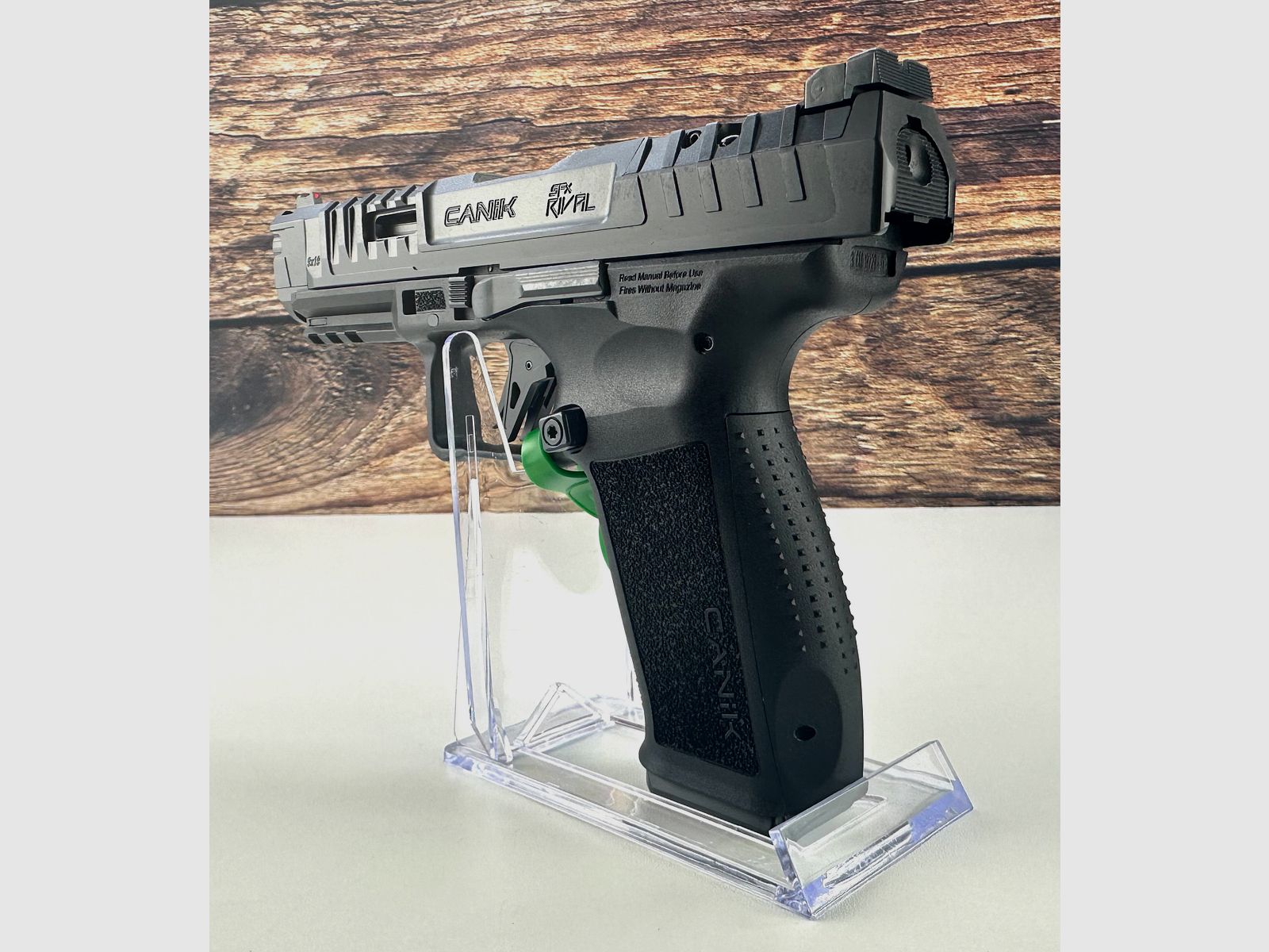 Pistolet Canik TP9 SFx Rival Dark Side calibre 9x19 avec accessoires