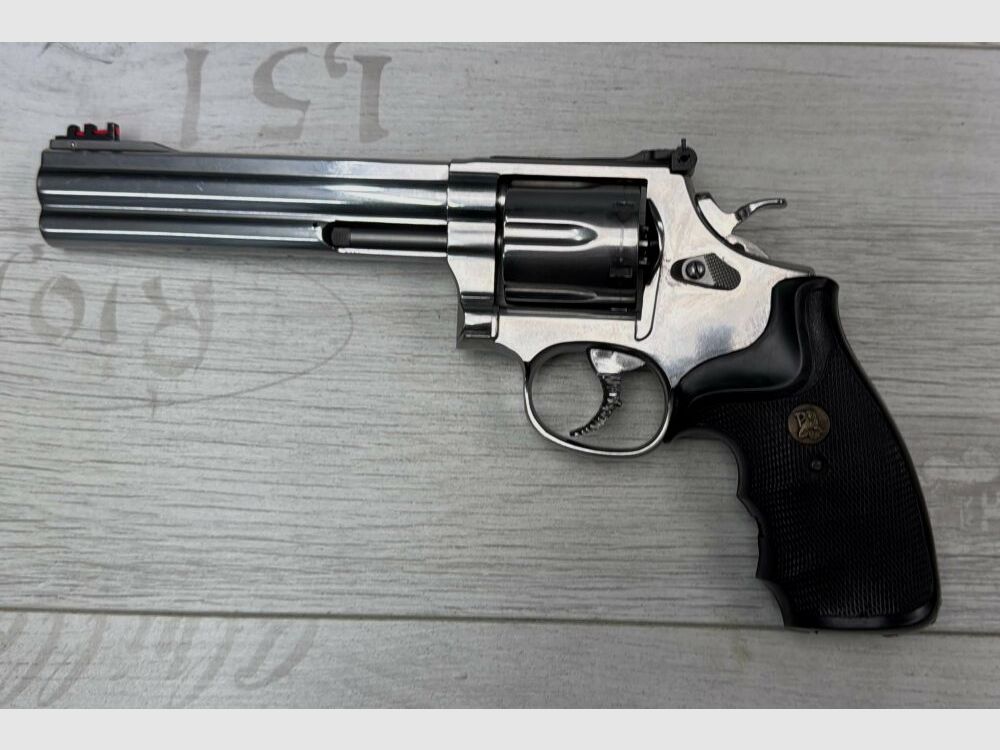 Smith & Wesson 686-5 .357Mag;.38Special