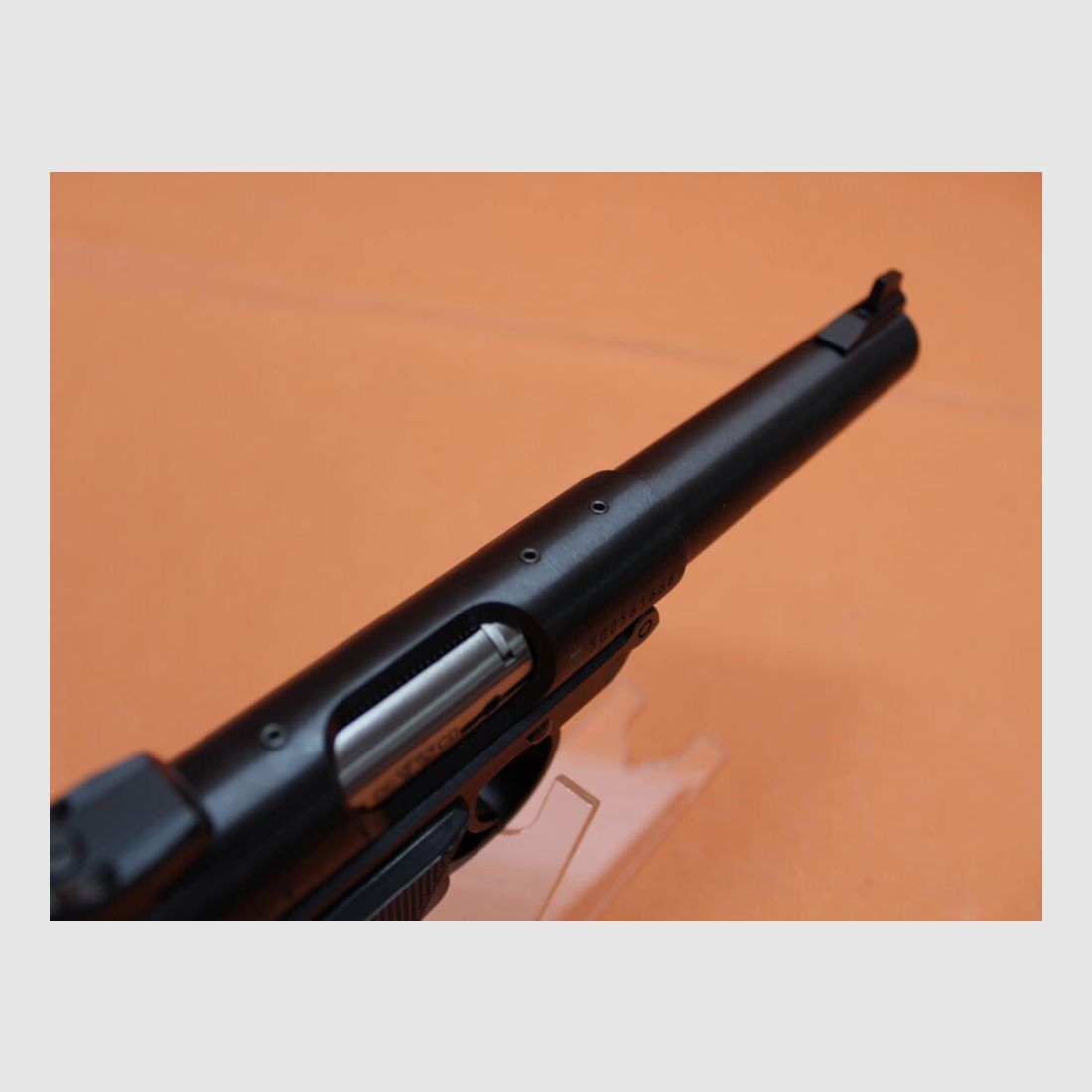 Ruger Ha.Pistole .22lr Ruger MARK IV Target Black 5,5" Lauf/ Bull Barrel (.22lfB/.22L.R. MK4)
