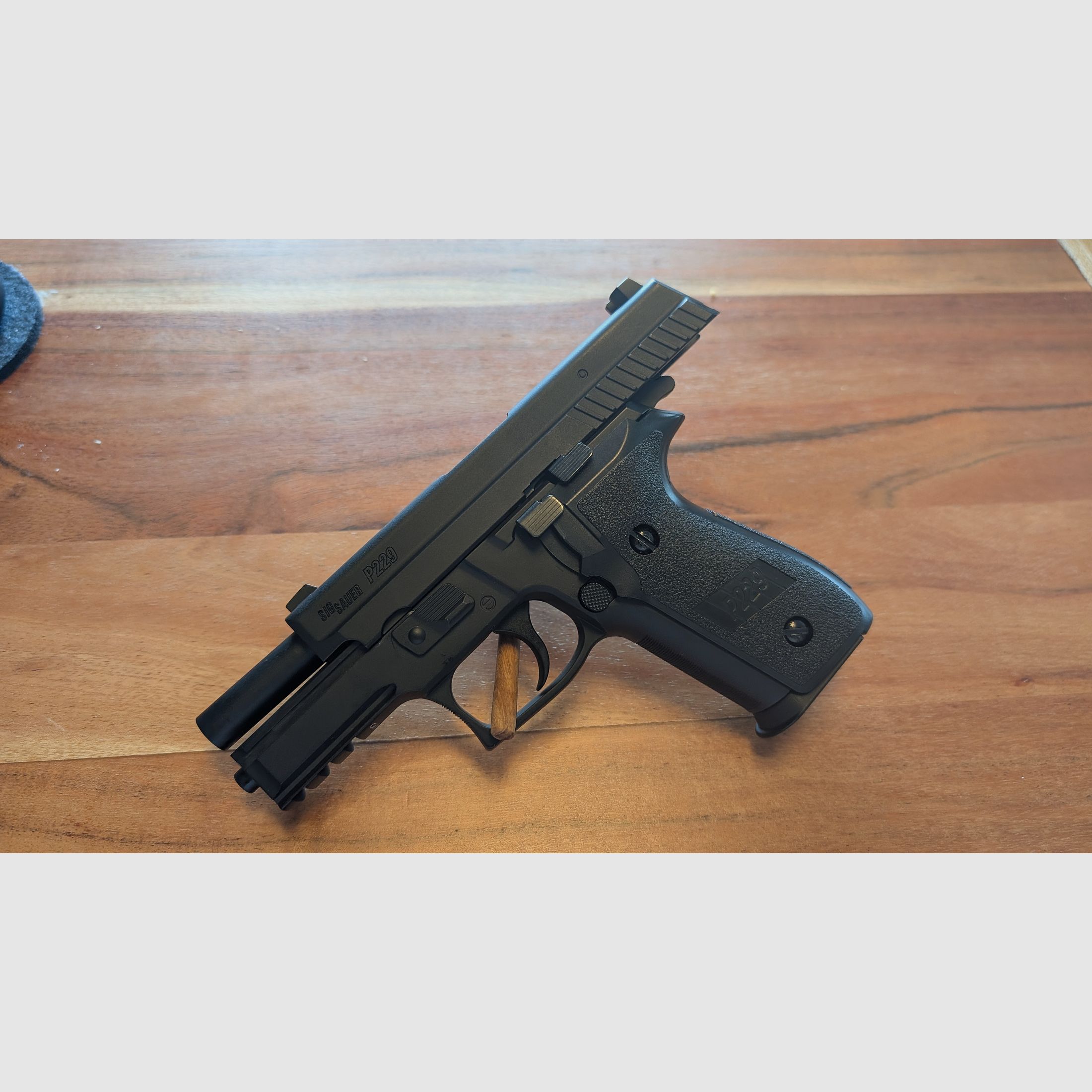 Airsoft Softair VFC Sig Sauer ProForce P229 Vollmetall Gas-Blow-Back