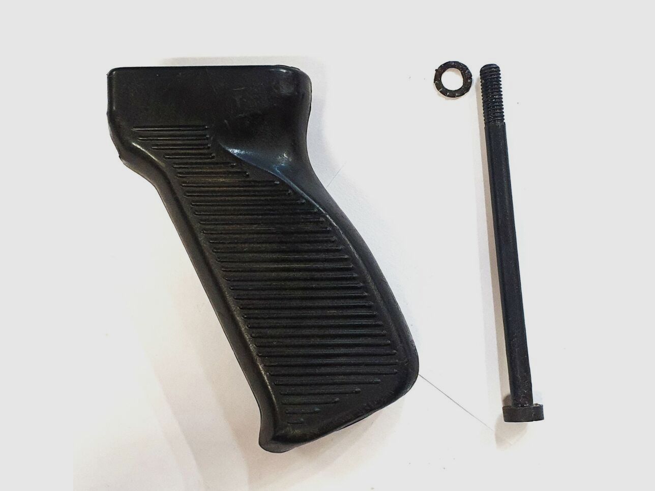 Zastava Polymergriffstück für Zastava M70 mit Schraube und Unterschiebplatte