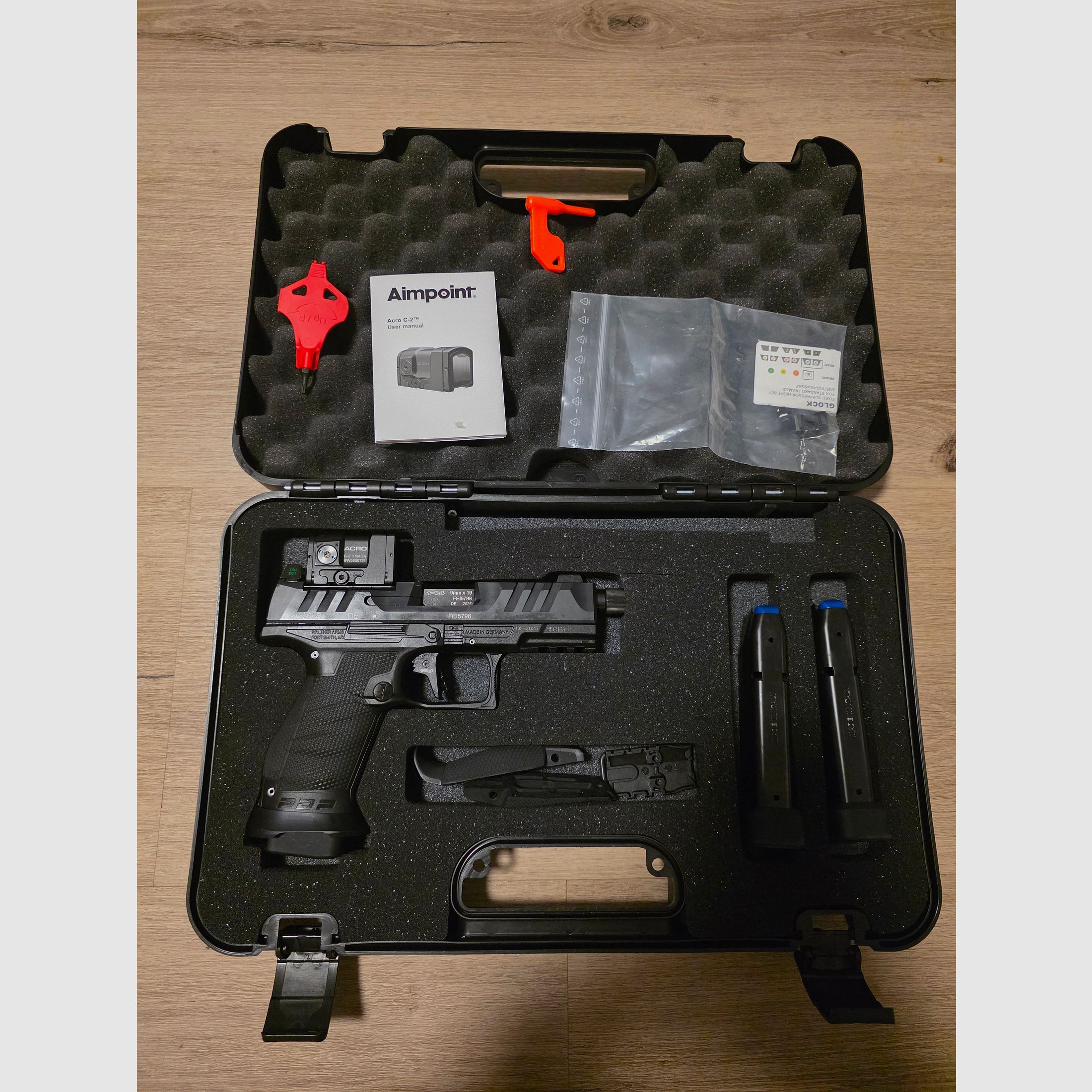 Pistole PDP Compact V2 PRO SD Tritium Kimme und Korn mit Leuchtpunktvisier Acro C-2