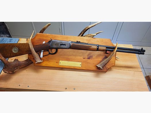 Winchester 1874 Modèle Anniversaire 1776-1976