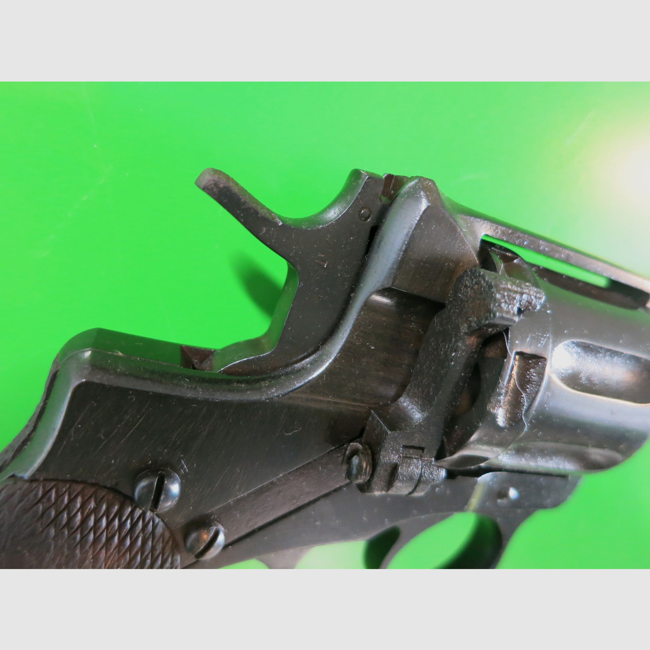 IMPERIAL RUSSIAN NAGANT REVOLVER WWI, 1911, DOUBLE-ACTION OFFICER MODEL #80-, image 10 of 18
