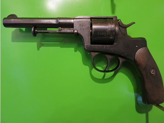 Revolver, Nagant M1883-revolver, wapenopleiding van de artillerie    #89-