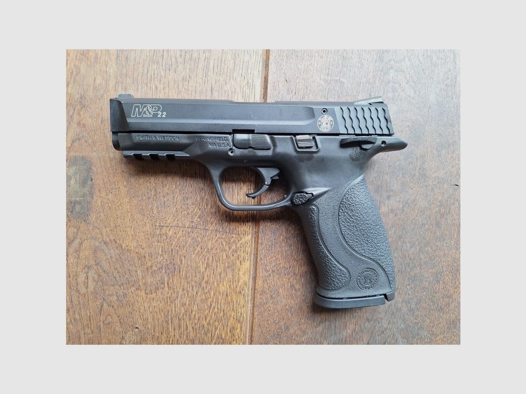 Smith & Wesson .22 lr, Bild 1 von 2