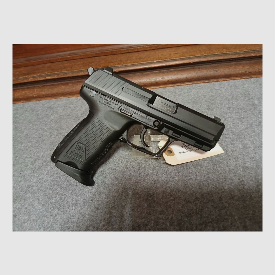 Heckler & Koch P2000