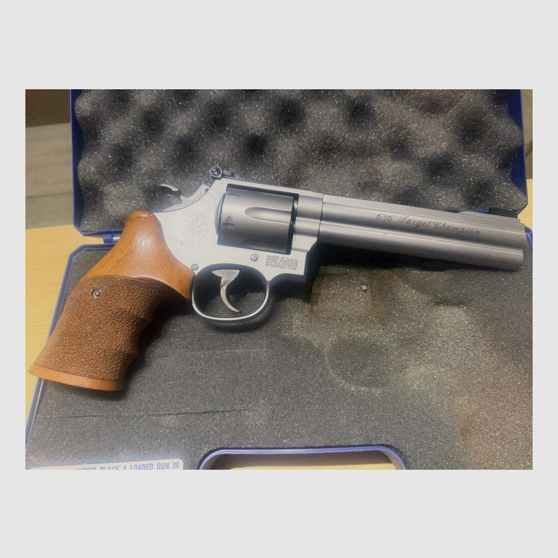 Smith & Wesson 686 Target Champion