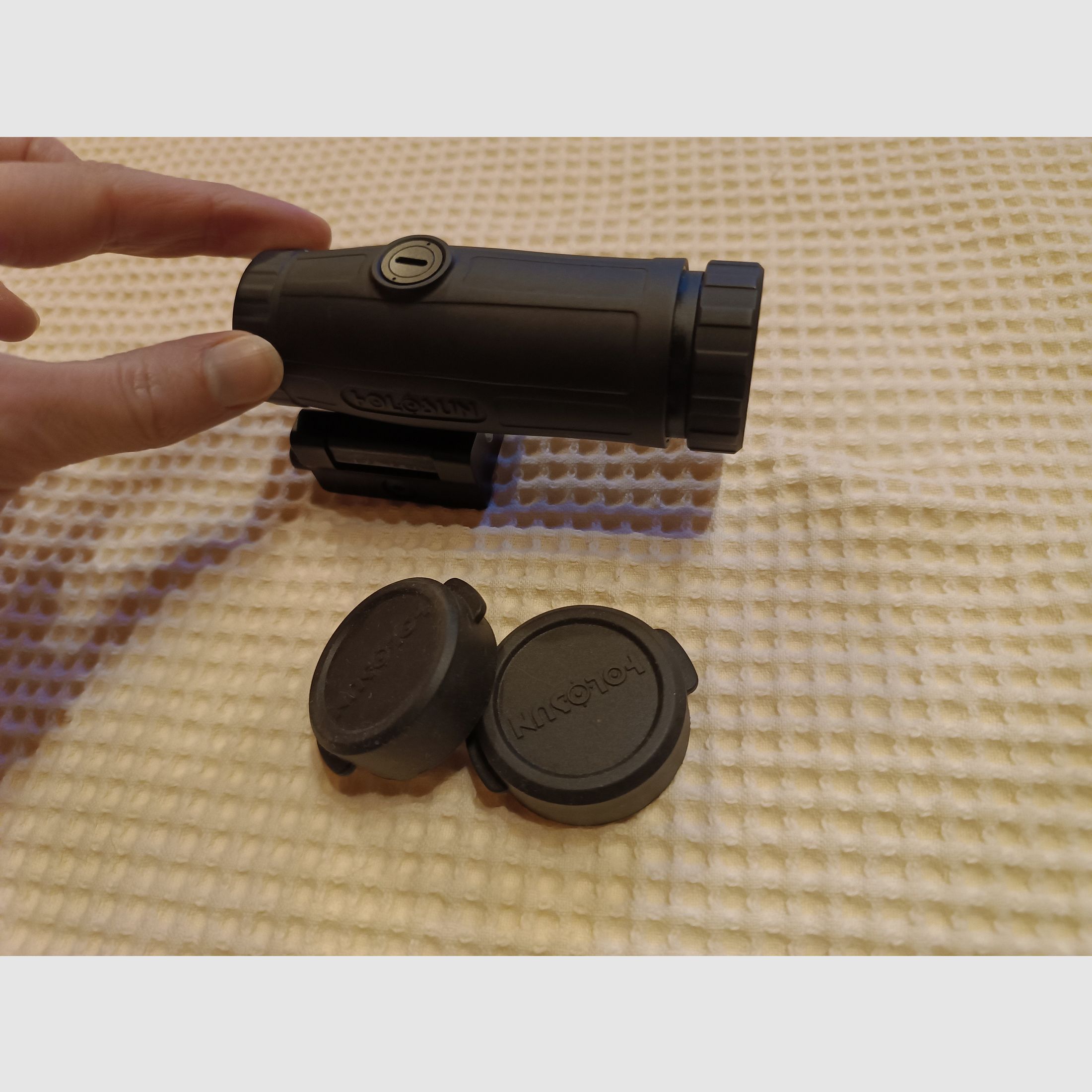 Holosun Magnifier. 3-fach Vergrößerung.