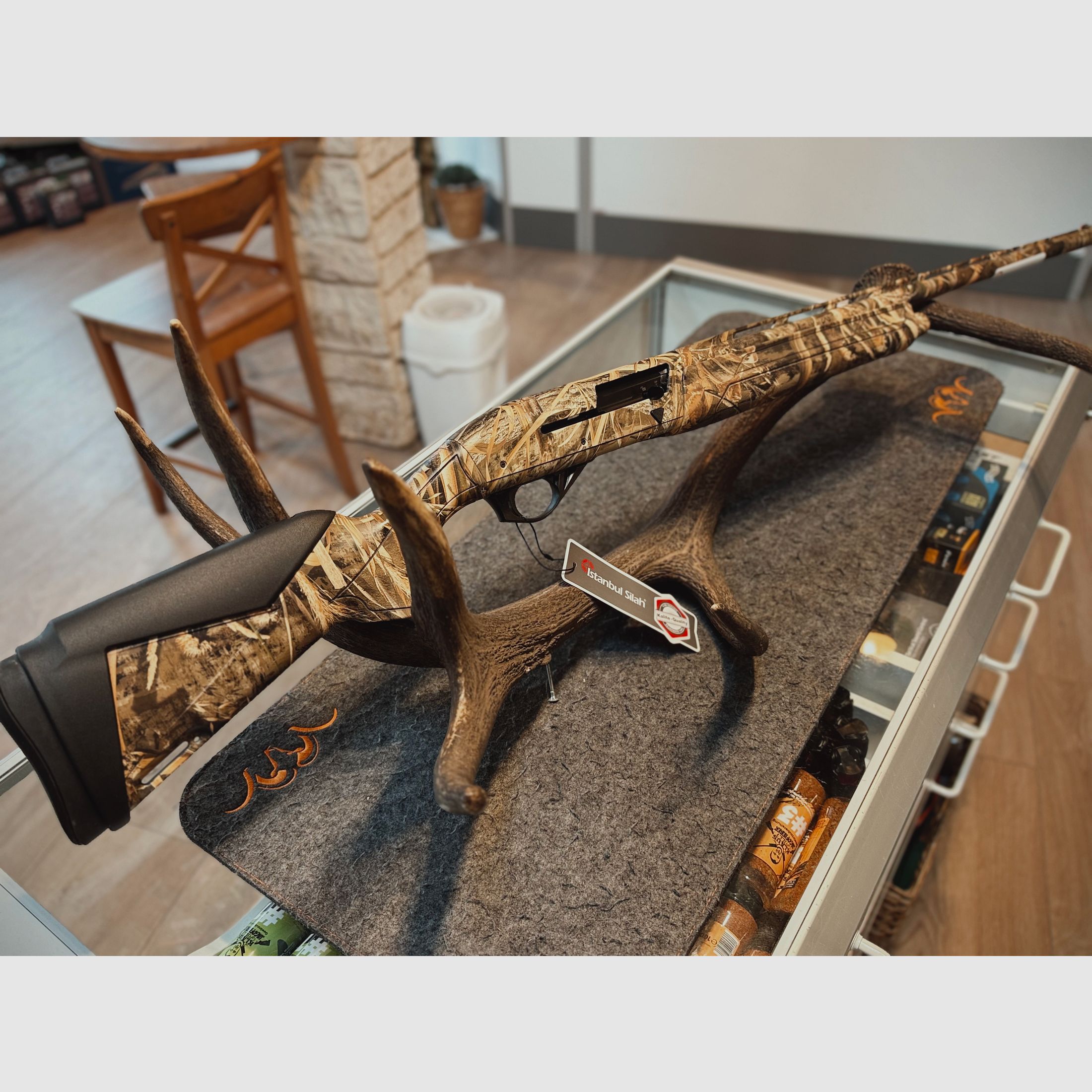 ISTANBUL SILAH Impala Plus MAX-5 Semi-Automatic Shotgun