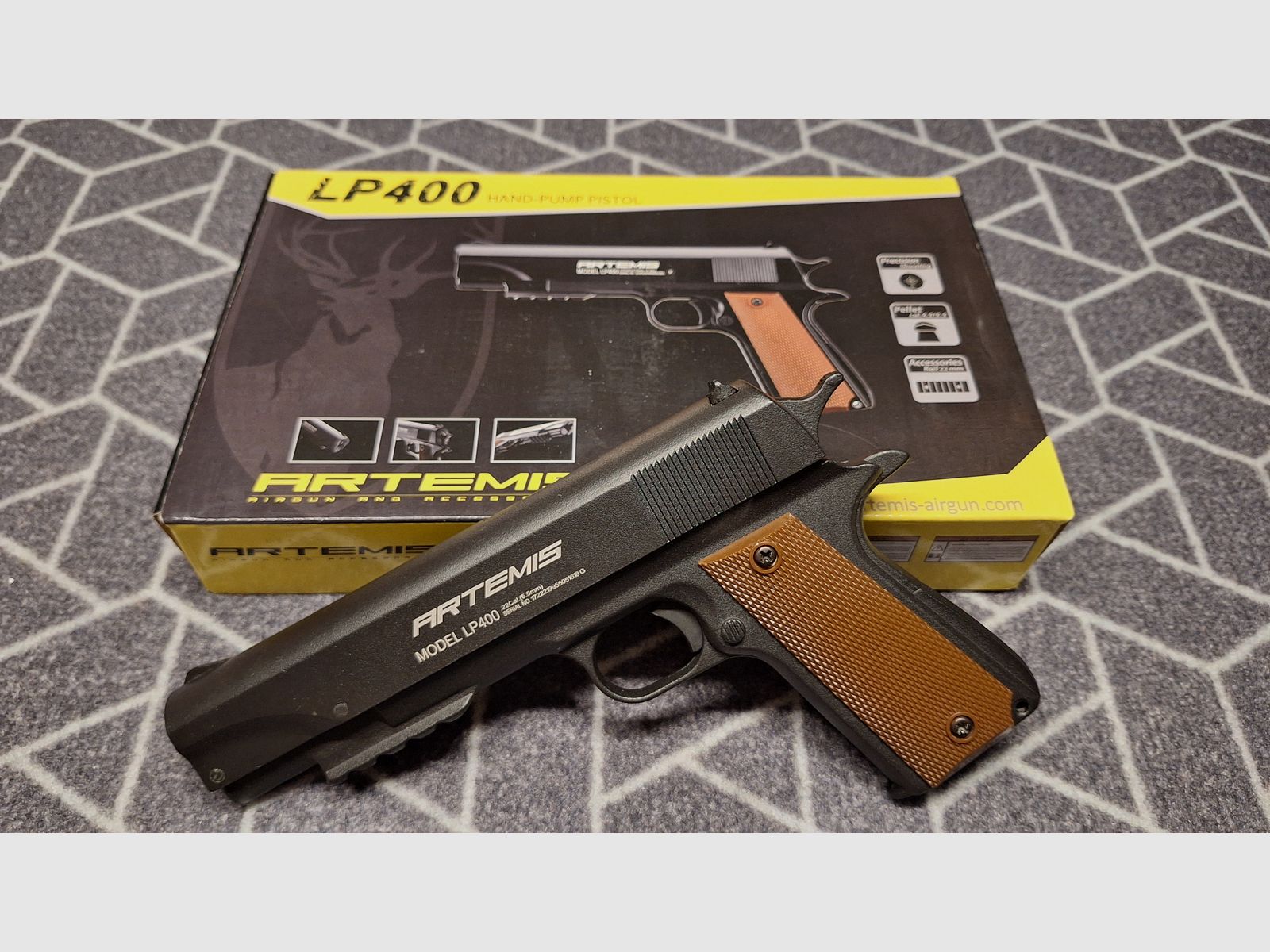 Pistola ad aria compressa Artemis LP400 5,5mm in stile 1911 - Come nuova