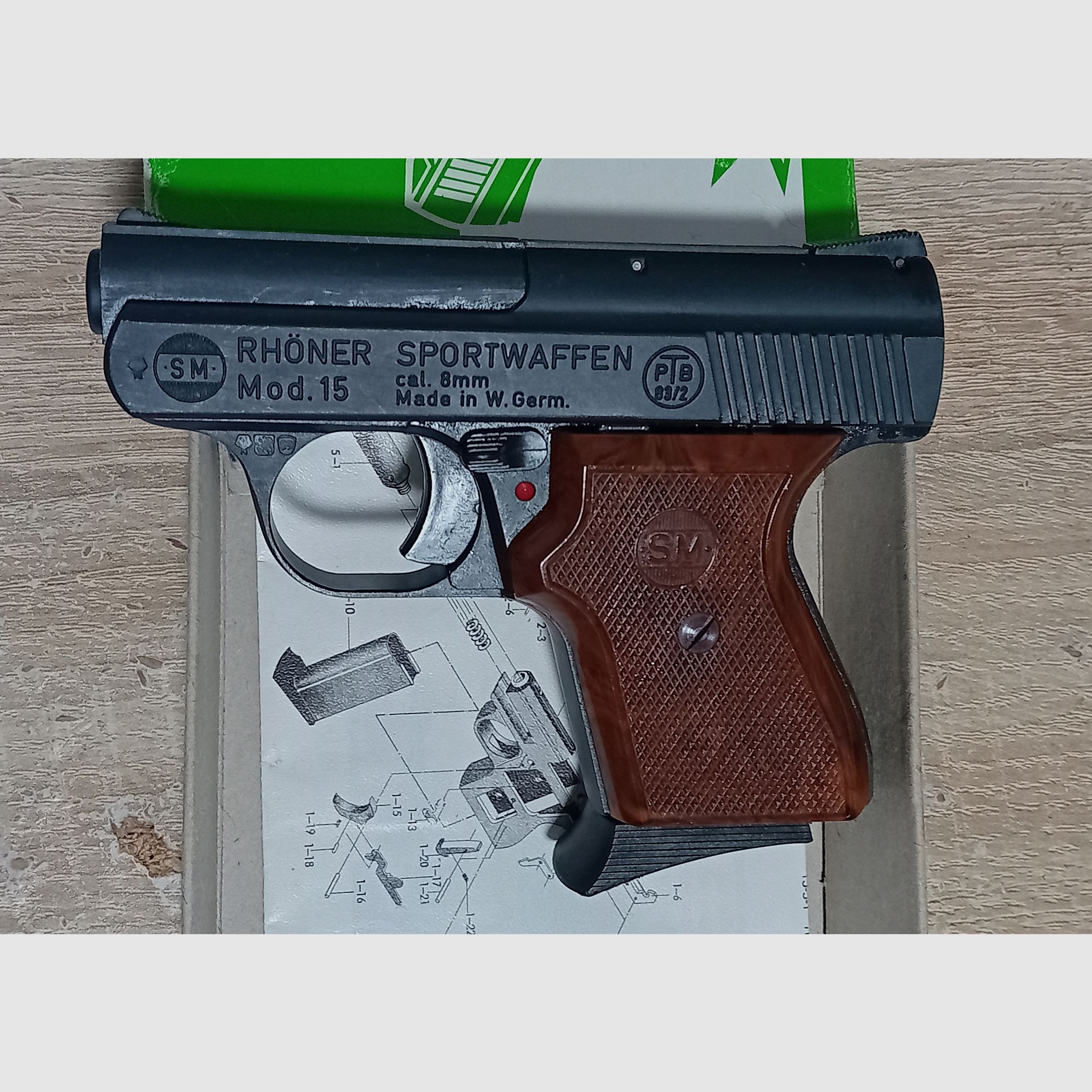 Alte Rhöner SM 15 Kal. 8 mm Knall im PTB 83/2 mit Verpackung!