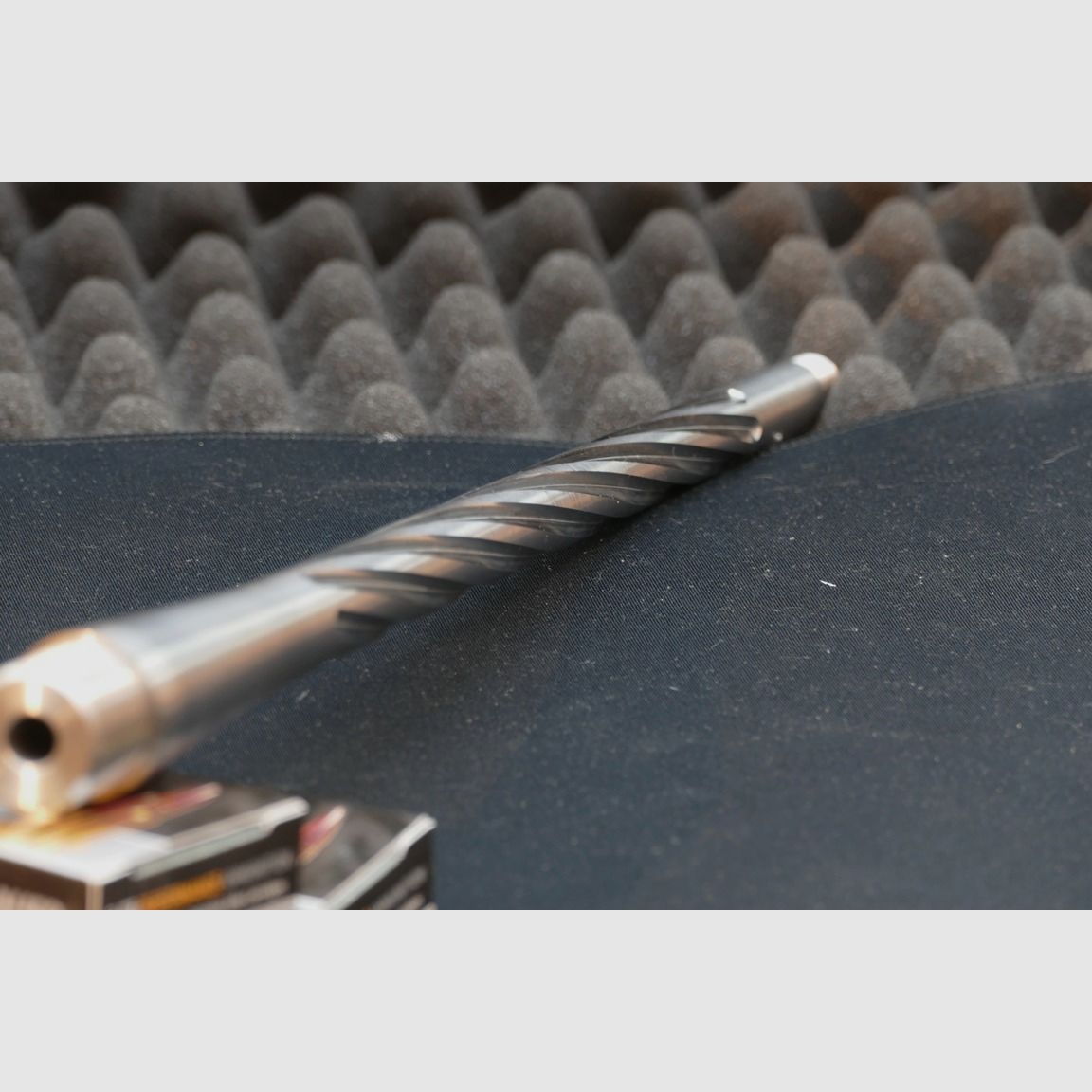 Lauf personalizado Lothar Walther con tratamiento de match y estriado helicoidal en acero inoxidable, .223Rem, paso 9/1 Tikka y Sako