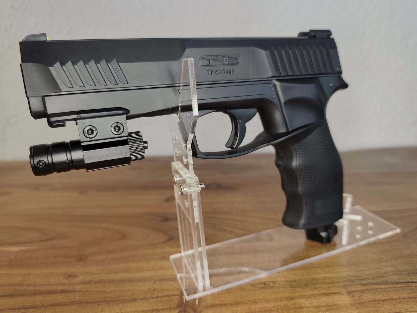 UMAREX TP 50 Gen 2  T4E  + Red Dot + Rubberballs + 10 Gas Kapseln  neuwertig!