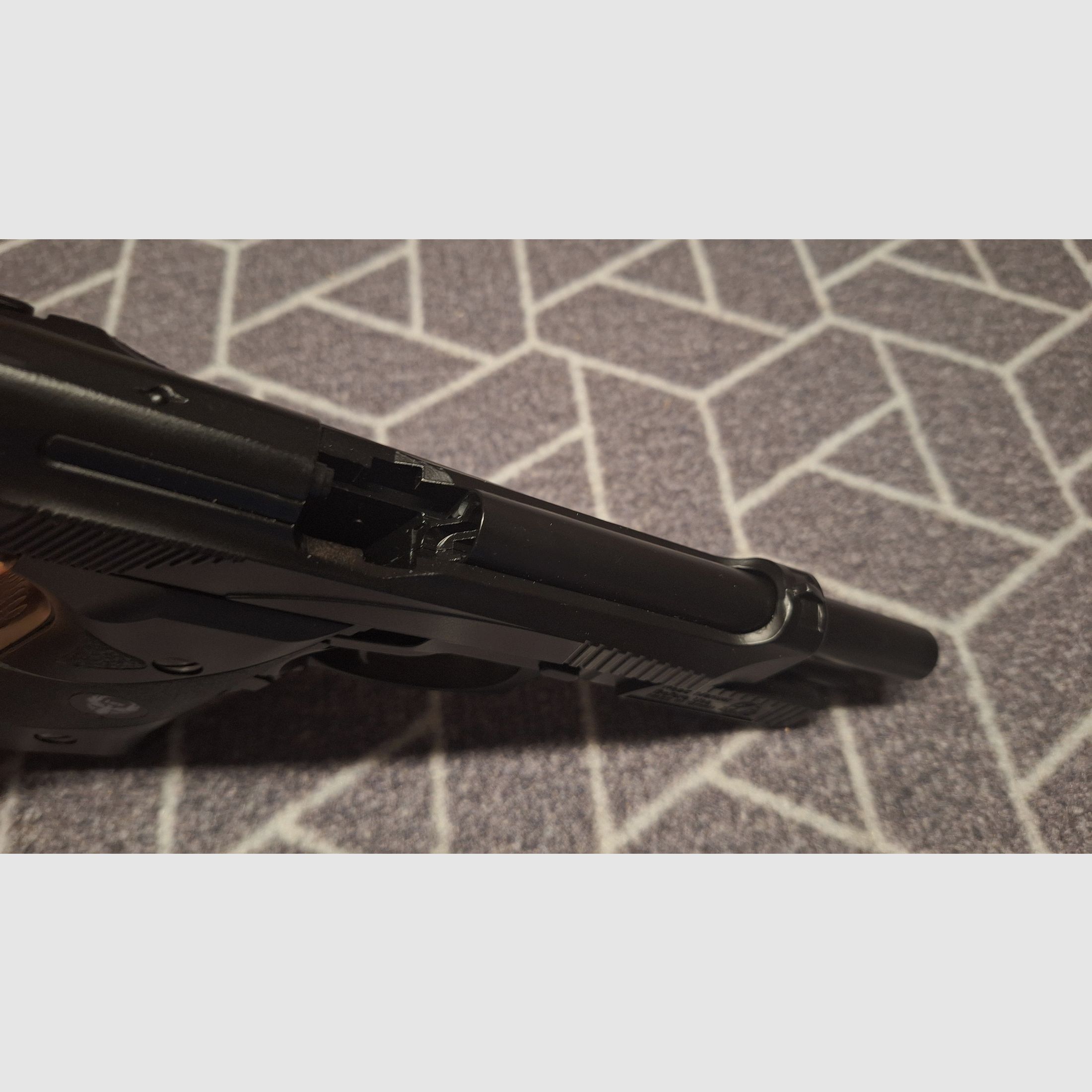 Beretta 92 Replik GBB Pistola Airsoft HG-192B-C - NUEVO!