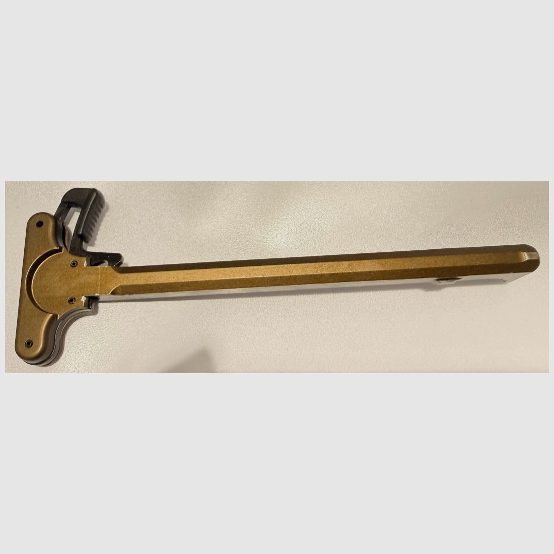 Original Heckler & Koch MR223 HK416 RAL8000 Ladehebel