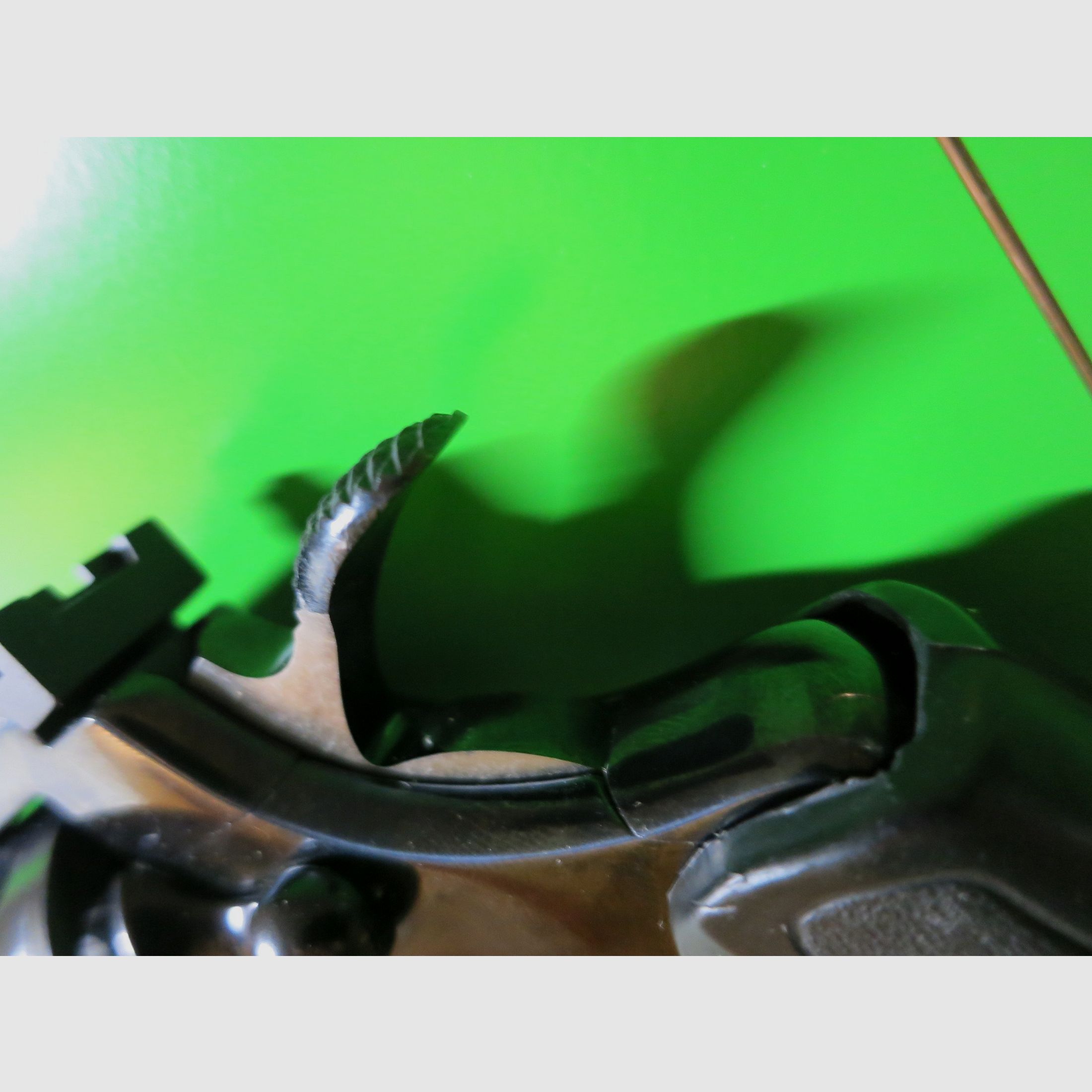 1985 COLT PYTHON, Royal Blue, .357 Magnum, 6" barrel, rubber sport grip #19-